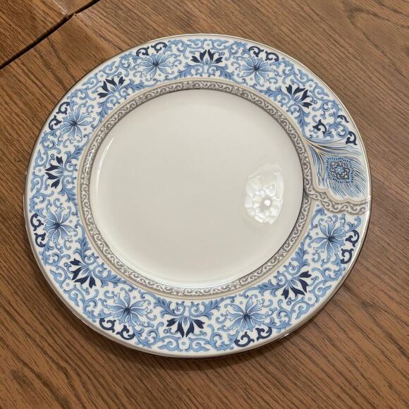 Two Marchesa by Lenox Sapphire Plume Fine Bone China Dinner Plates - Picture 8 of 9